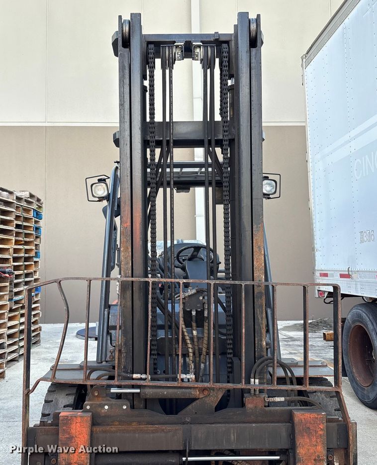 image for item EM6110 2018 Toyota 8FG40U forklift