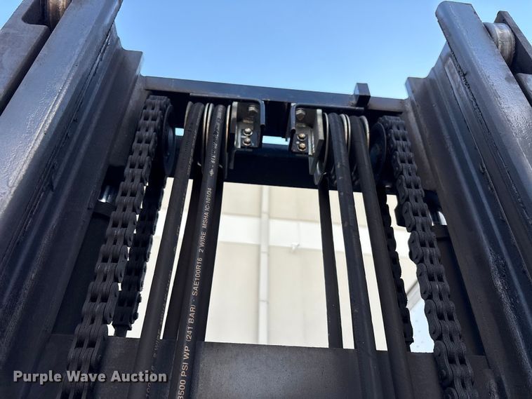 image for item EM6110 2018 Toyota 8FG40U forklift