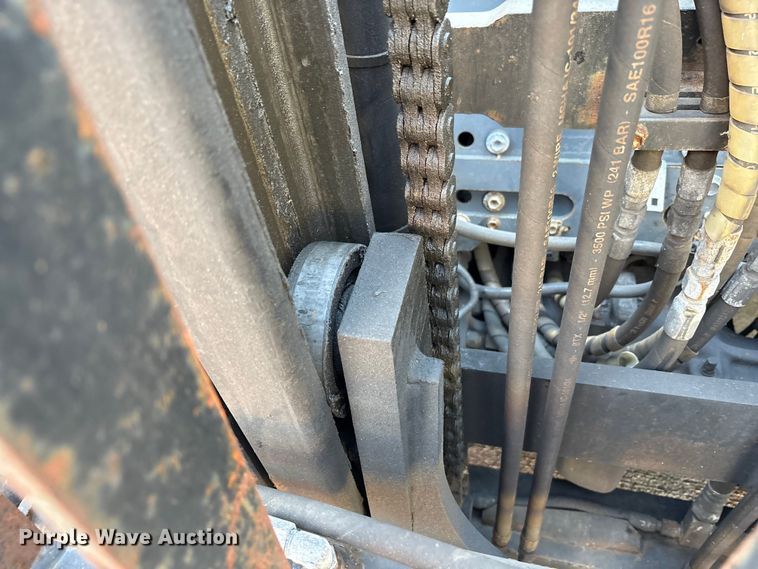 image for item EM6110 2018 Toyota 8FG40U forklift