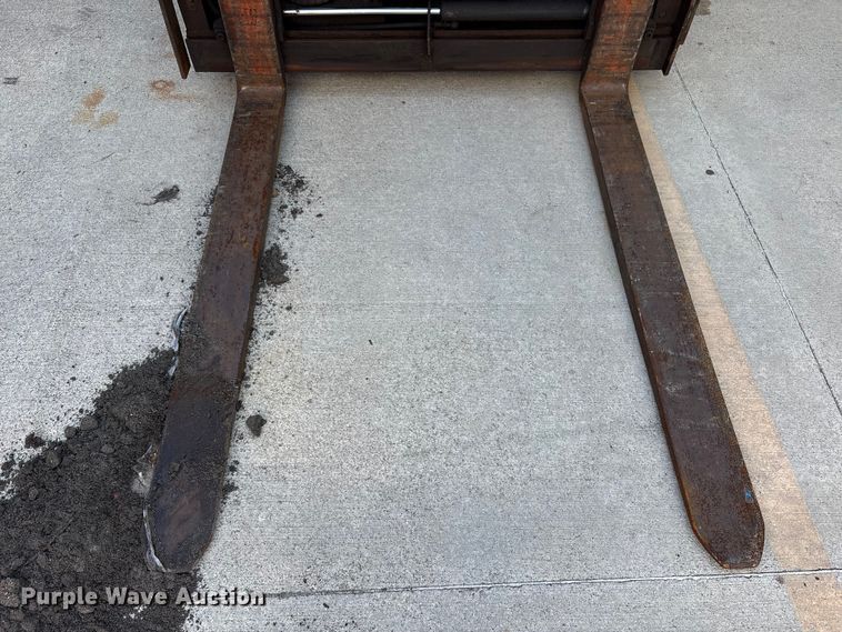 image for item EM6110 2018 Toyota 8FG40U forklift