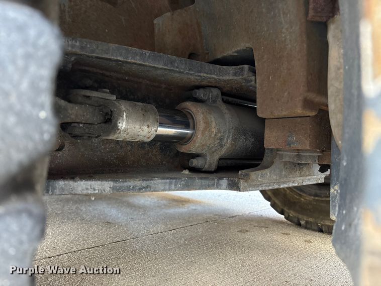 image for item EM6110 2018 Toyota 8FG40U forklift