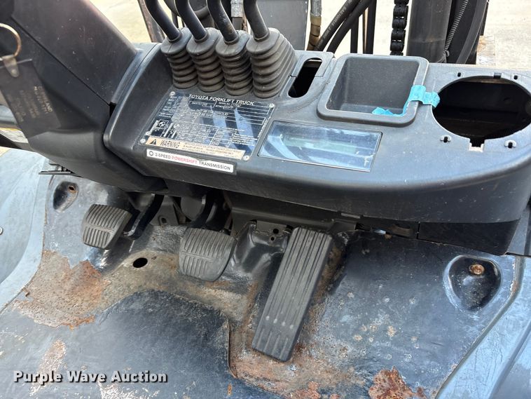 image for item EM6110 2018 Toyota 8FG40U forklift