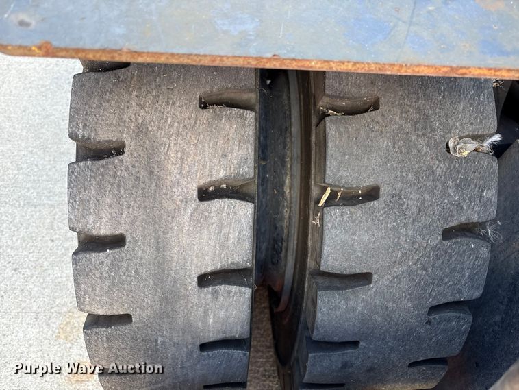 image for item EM6110 2018 Toyota 8FG40U forklift