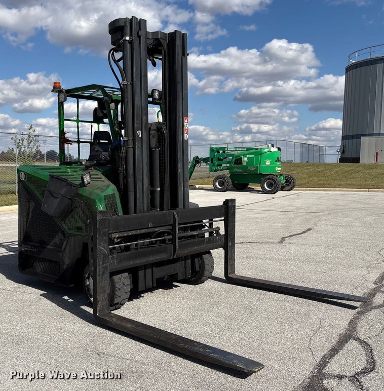 image for item EM6112 2018 CombiLift CB8000 forklift