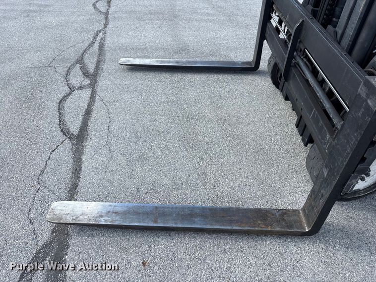 image for item EM6112 2018 CombiLift CB8000 forklift