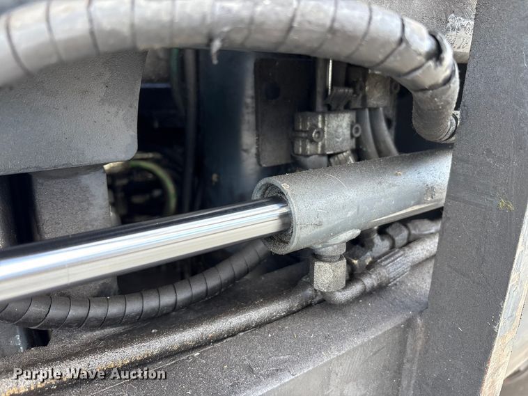 image for item EM6112 2018 CombiLift CB8000 forklift