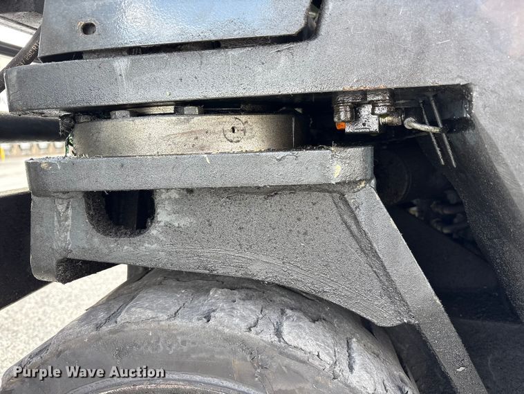 image for item EM6112 2018 CombiLift CB8000 forklift