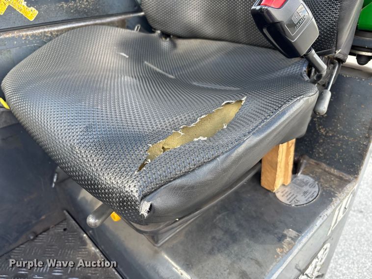 image for item EM6112 2018 CombiLift CB8000 forklift