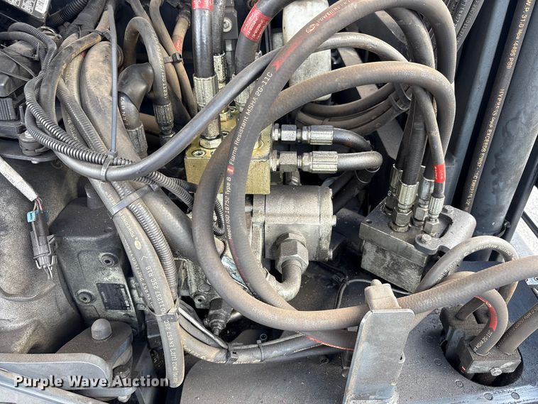 image for item EM6112 2018 CombiLift CB8000 forklift