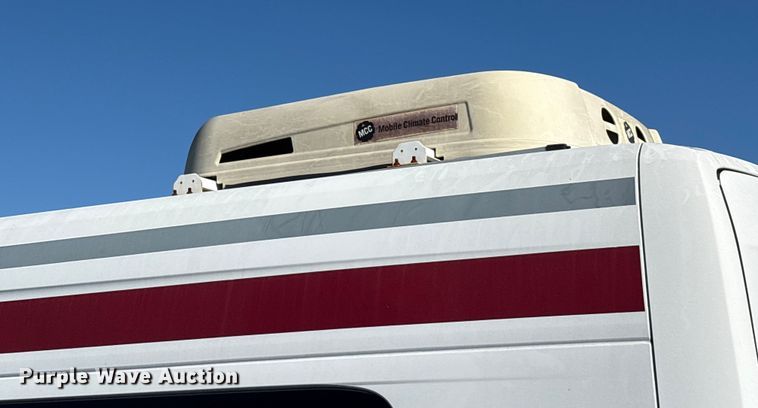 image for item EM6118 2014 Freightliner Sprinter shuttle bus