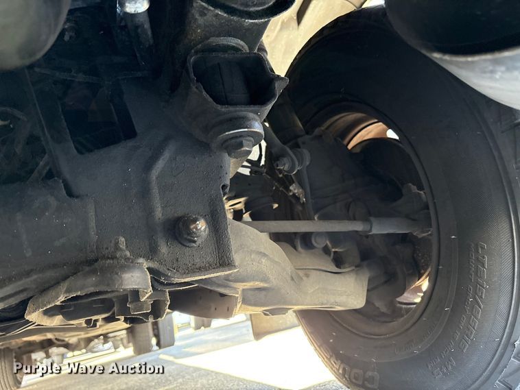 image for item EM6118 2014 Freightliner Sprinter shuttle bus