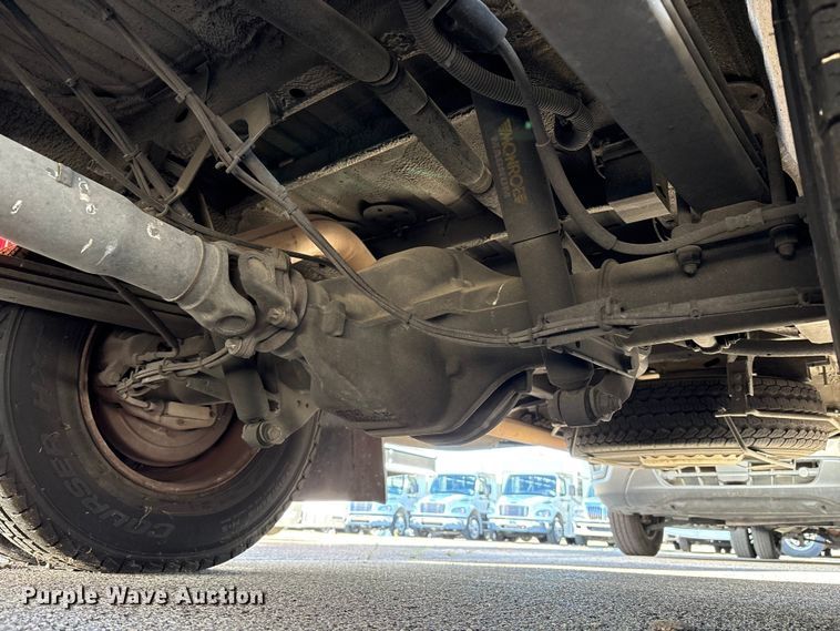 image for item EM6118 2014 Freightliner Sprinter shuttle bus