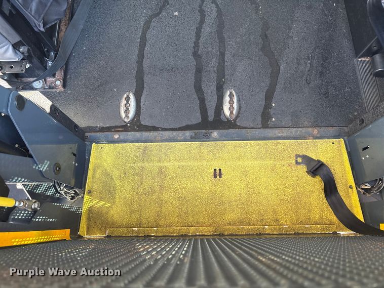 image for item EM6118 2014 Freightliner Sprinter shuttle bus