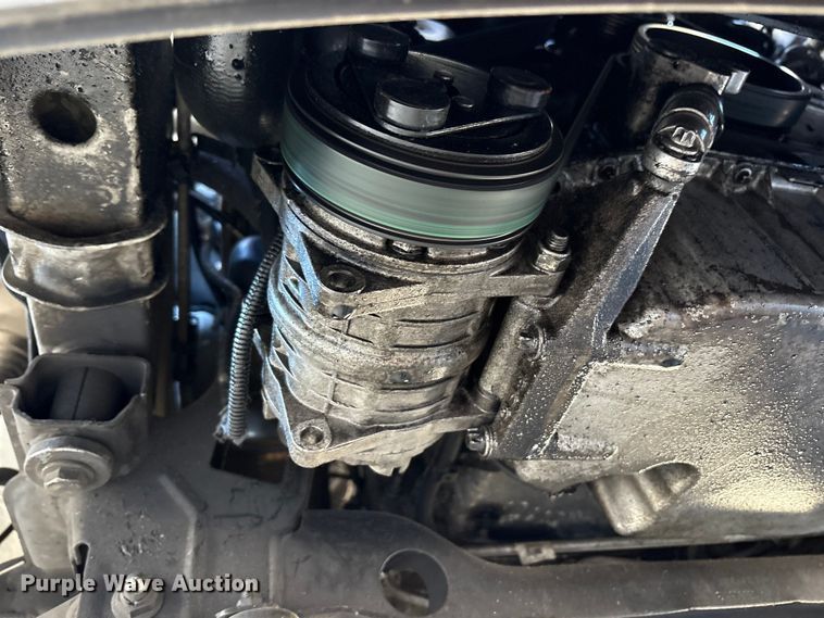 image for item EM6118 2014 Freightliner Sprinter shuttle bus