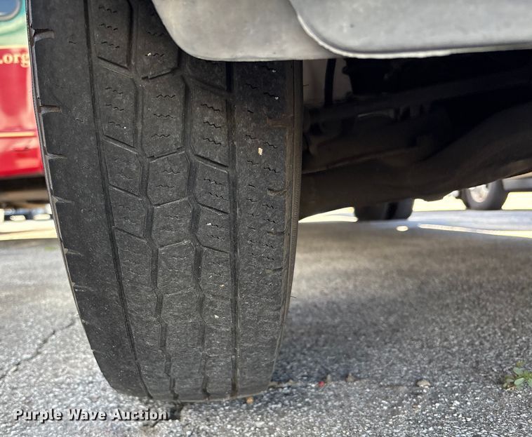 image for item EM6118 2014 Freightliner Sprinter shuttle bus