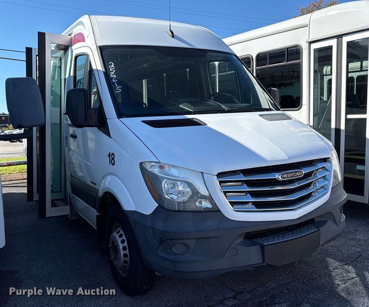 image for item EM6119 2015 Freightliner Sprinter shuttle bus