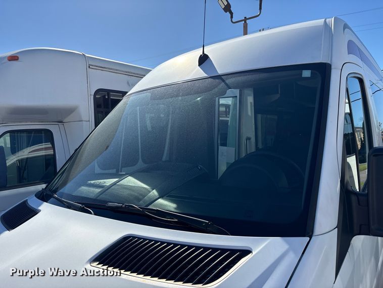 image for item EM6119 2015 Freightliner Sprinter shuttle bus