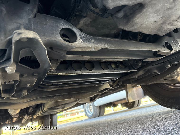 image for item EM6119 2015 Freightliner Sprinter shuttle bus