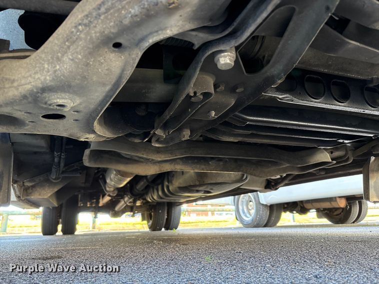 image for item EM6119 2015 Freightliner Sprinter shuttle bus