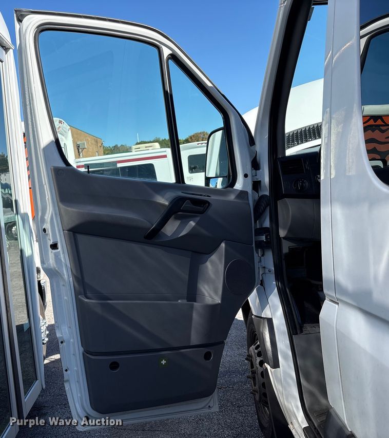 image for item EM6119 2015 Freightliner Sprinter shuttle bus