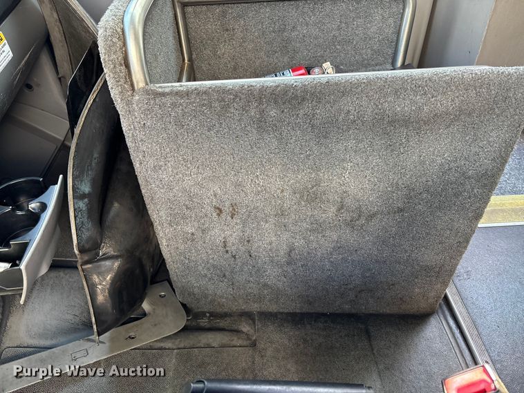 image for item EM6119 2015 Freightliner Sprinter shuttle bus