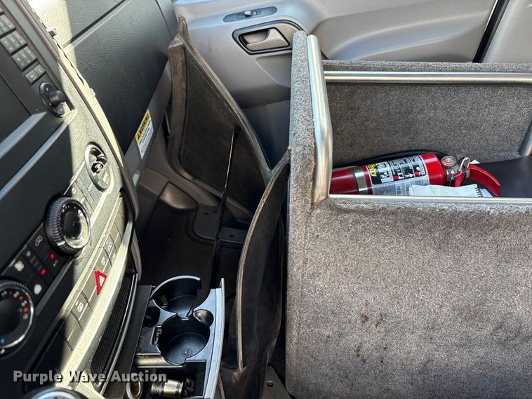 image for item EM6119 2015 Freightliner Sprinter shuttle bus