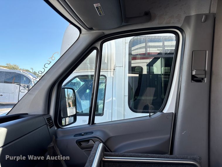 image for item EM6119 2015 Freightliner Sprinter shuttle bus