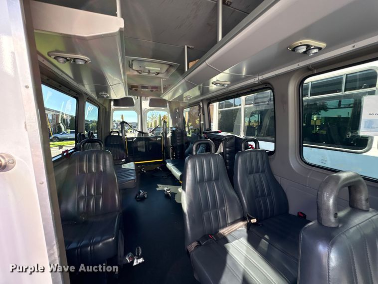 image for item EM6119 2015 Freightliner Sprinter shuttle bus