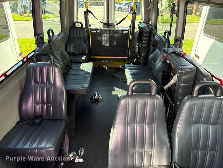 image for item EM6119 2015 Freightliner Sprinter shuttle bus