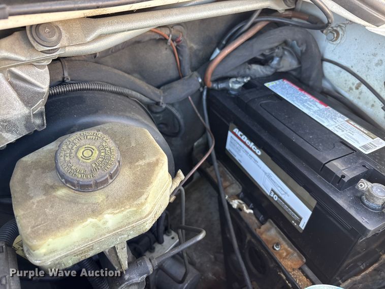 image for item EM6119 2015 Freightliner Sprinter shuttle bus