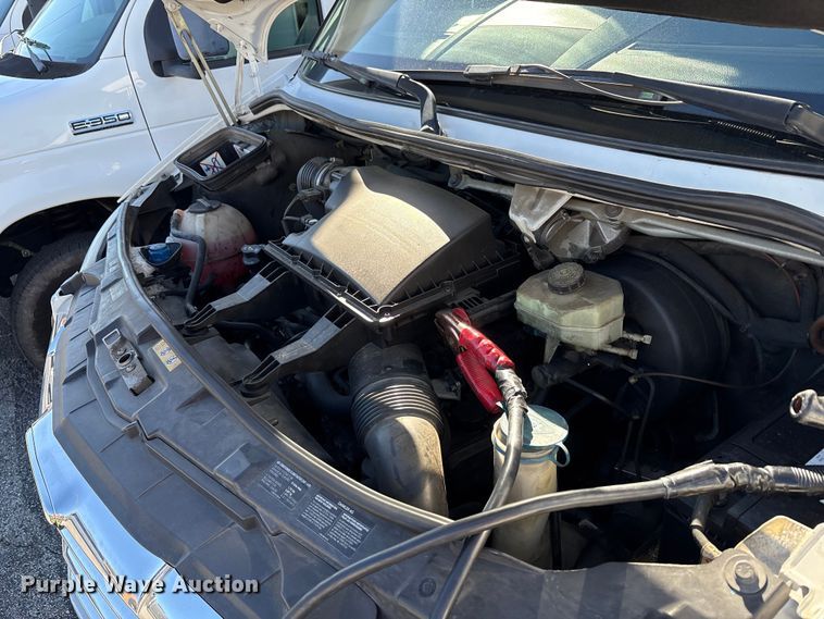 image for item EM6119 2015 Freightliner Sprinter shuttle bus