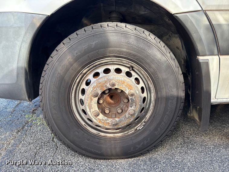 image for item EM6119 2015 Freightliner Sprinter shuttle bus