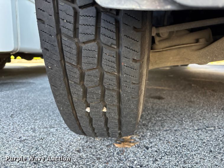 image for item EM6119 2015 Freightliner Sprinter shuttle bus