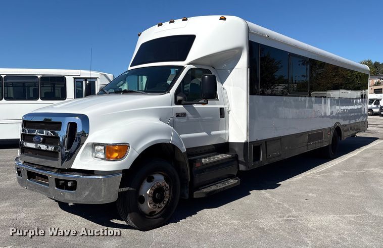 image for item EM6120 2015 Ford F650 shuttle bus