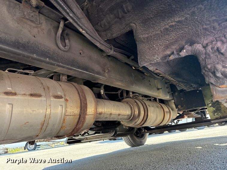 image for item EM6120 2015 Ford F650 shuttle bus