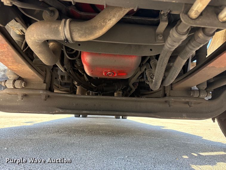 image for item EM6120 2015 Ford F650 shuttle bus