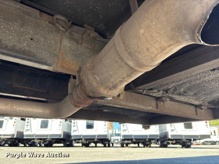 image for item EM6120 2015 Ford F650 shuttle bus