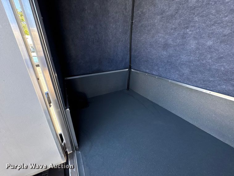 image for item EM6120 2015 Ford F650 shuttle bus