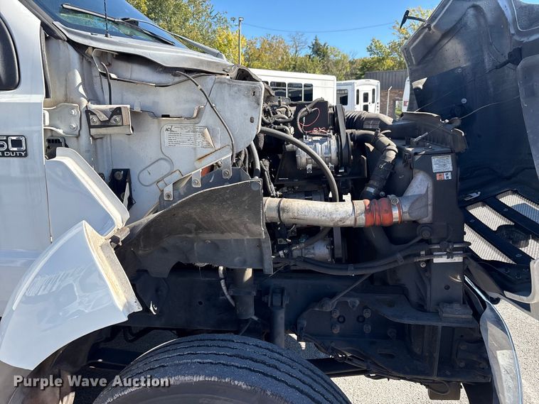 image for item EM6120 2015 Ford F650 shuttle bus