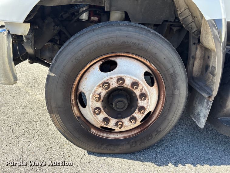 image for item EM6120 2015 Ford F650 shuttle bus