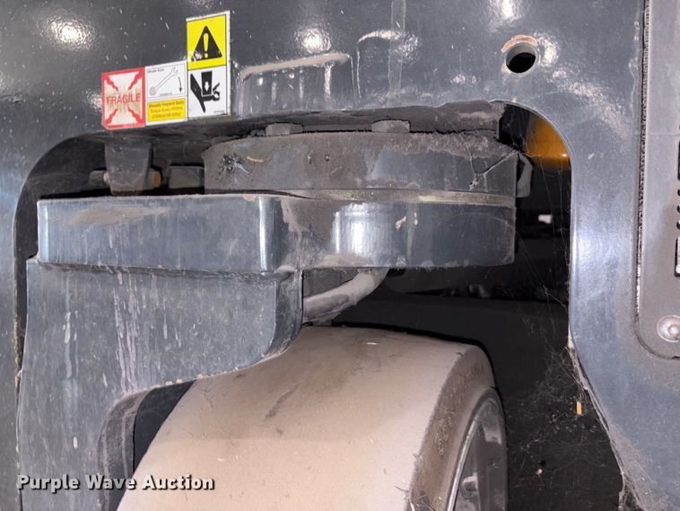 image for item EM6121 2012 CombiLift CB6000 forklift