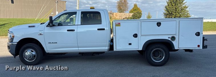 image for item EM6125 2019 RAM 3500 utility / service truck