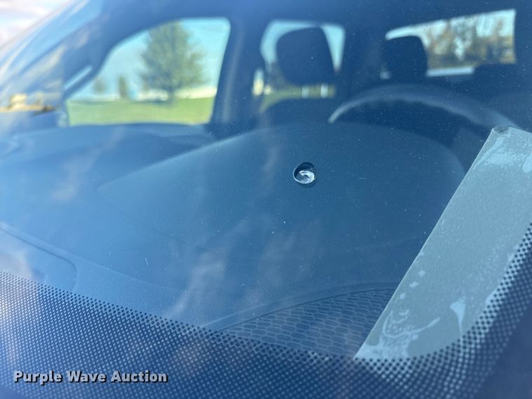 image for item EM6125 2019 RAM 3500 utility / service truck