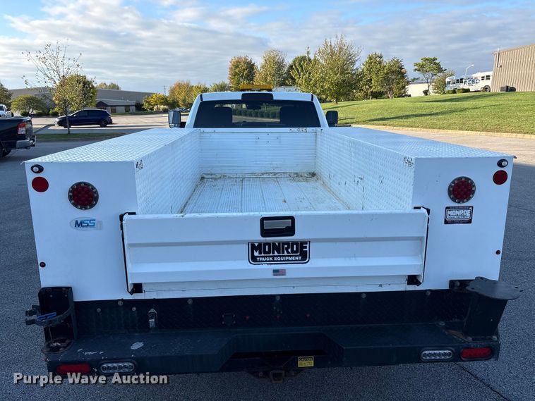 image for item EM6125 2019 RAM 3500 utility / service truck