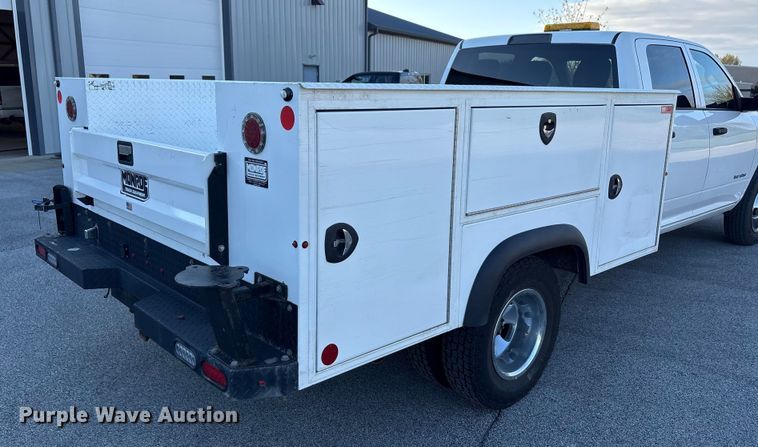 image for item EM6125 2019 RAM 3500 utility / service truck