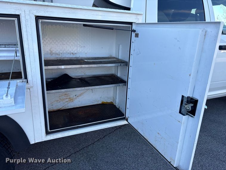 image for item EM6125 2019 RAM 3500 utility / service truck