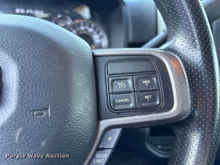 image for item EM6125 2019 RAM 3500 utility / service truck