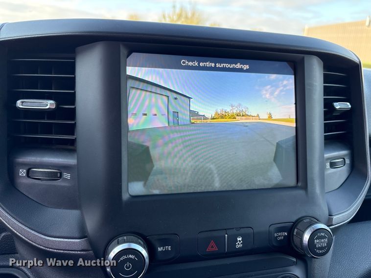 image for item EM6125 2019 RAM 3500 utility / service truck