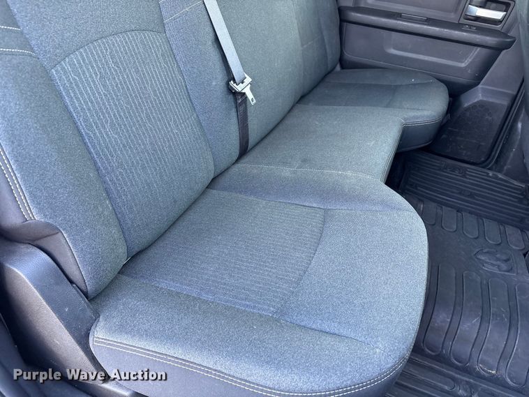 image for item EM6125 2019 RAM 3500 utility / service truck