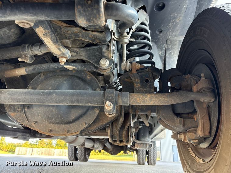 image for item EM6125 2019 RAM 3500 utility / service truck